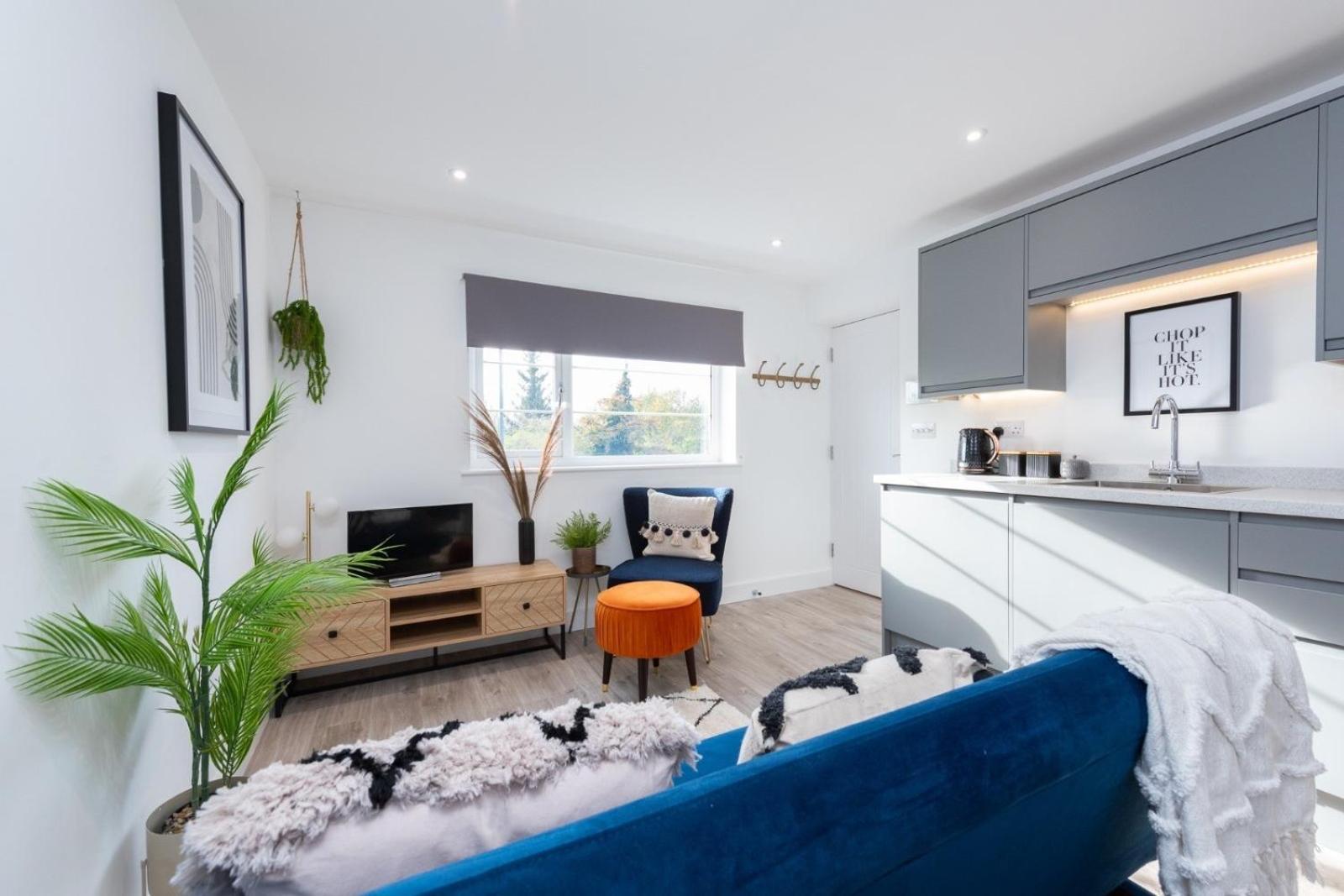 Bridge House Apartments - Free Parking Shottery Exterior foto